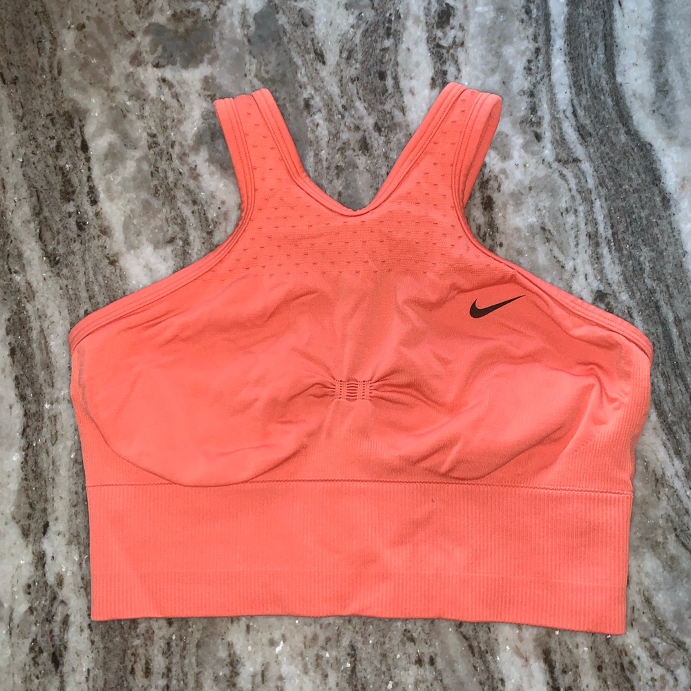 NIKE DRYFIT SPORTSBRA